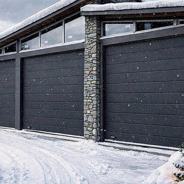 Секционные ворота недорого: где сэкономить без потери качества